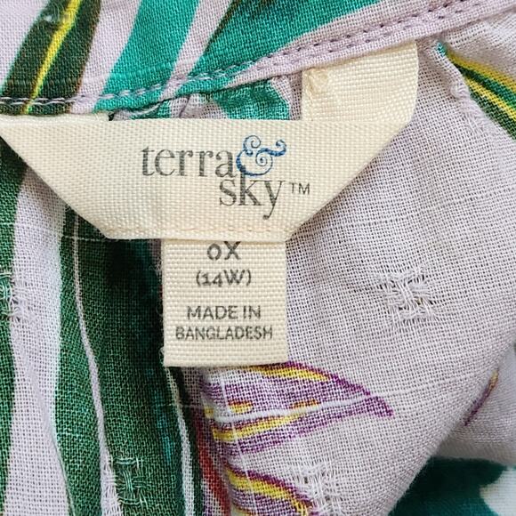 Terra & Sky Green Fuchsia Floral Print Top 14W Plus Lightweight Ruffled Sleeves - Picture 4 of 5